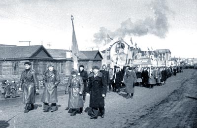 Первомайская демонстрация. Норильск, 1946 г.
