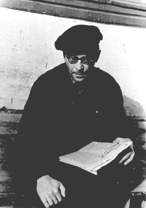 В.В.Богацкий во время работы в дальстроевской «шабашке» в Магадане1952 год
