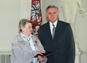 Президент Литвы Валдас Адамкус и Ирене Сметонене. 1999 г.